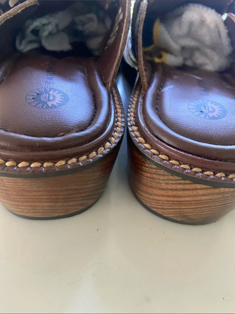 Earth Origins Men’s Tan Brown Leather Slip-On Clogs with Buckle